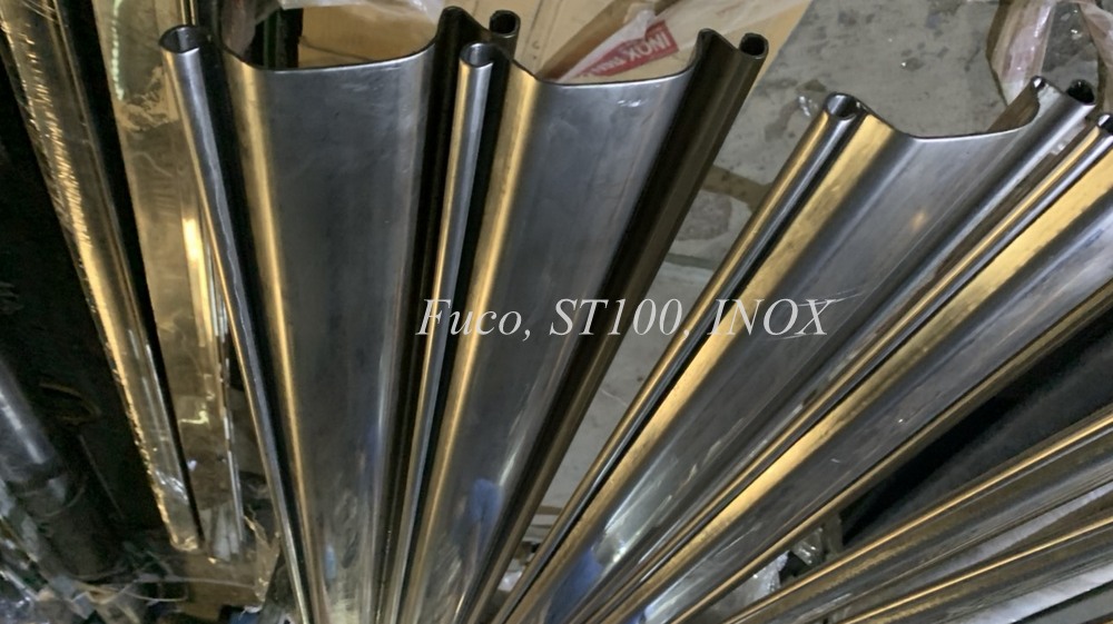 Cửa cuốn siêu trường ST100